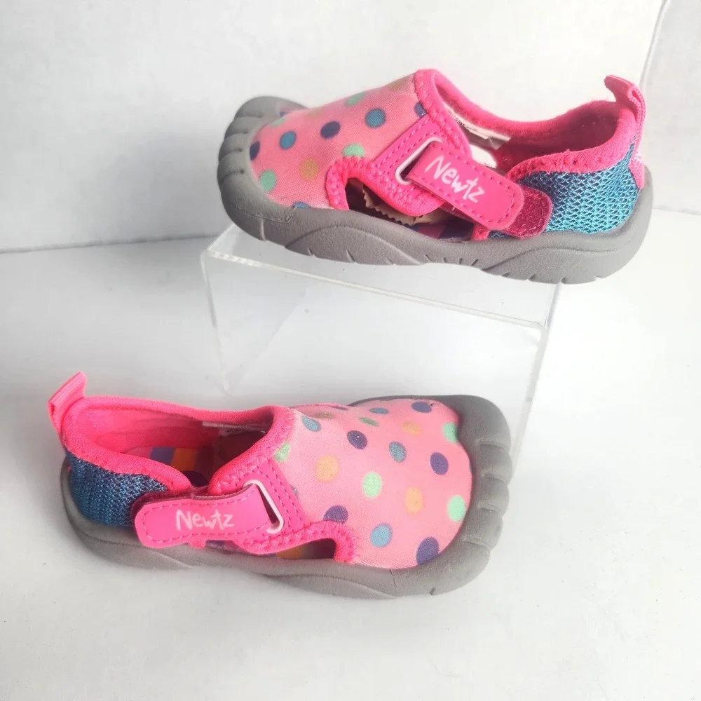 Newtz Toddler Girls Pink Polka Dot Water Shoes Mesh Aqua Socks Size 5/6